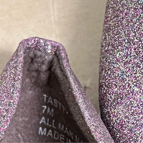 Betsy Johnson Sparkly Heels Size 7M - Picture 6 of 6